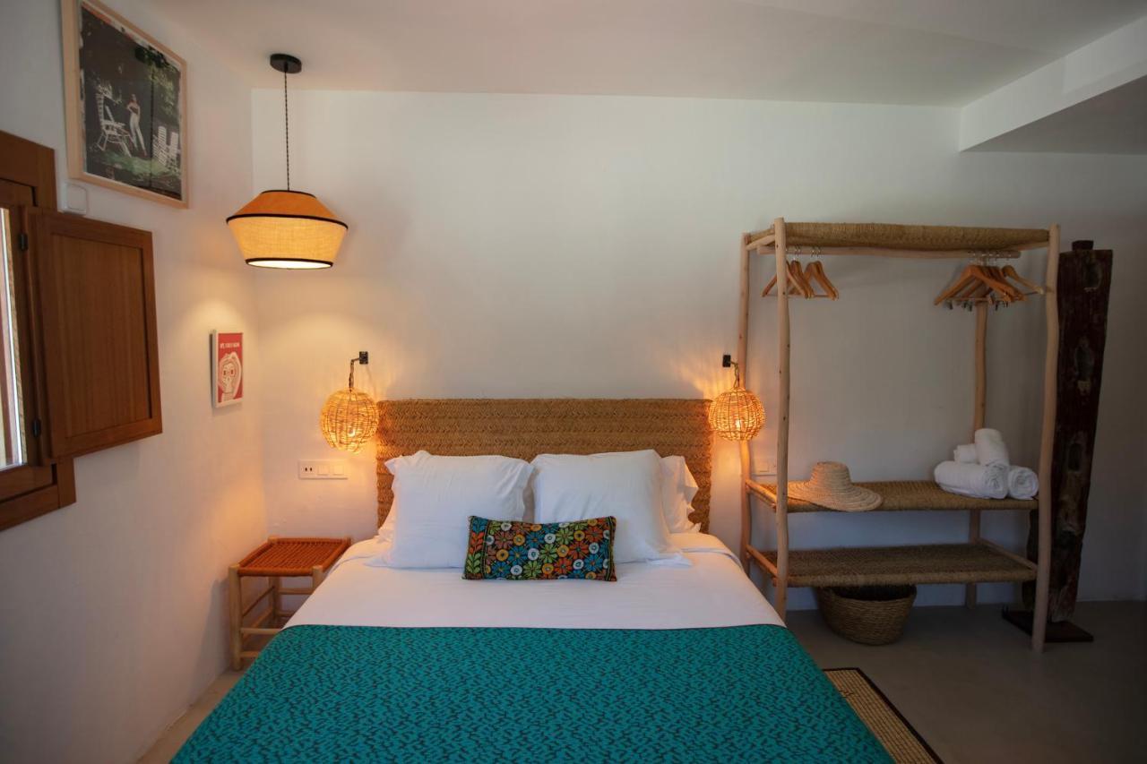 Hostal Mar Y Sal (Adults Only) Sant Josep de sa Talaia Exterior photo