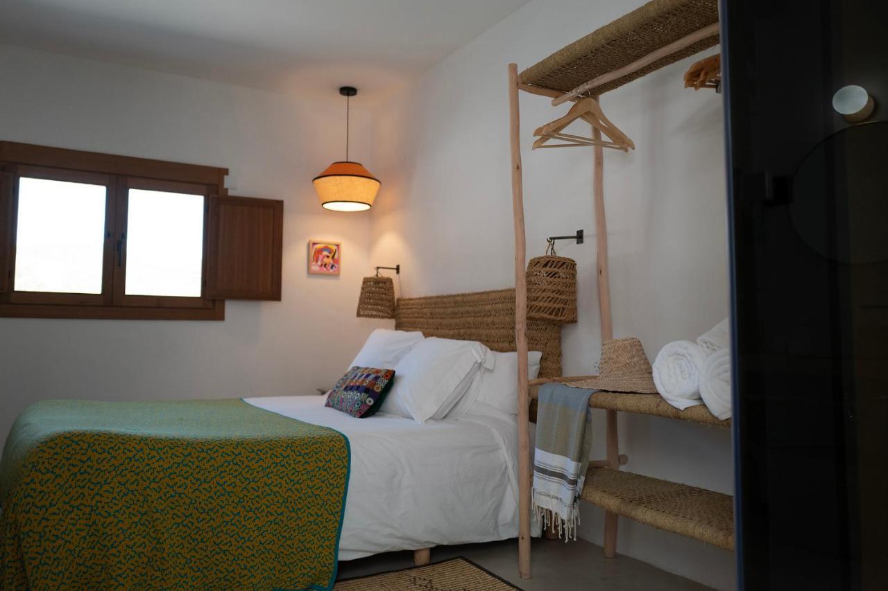 Hostal Mar Y Sal (Adults Only) Sant Josep de sa Talaia Exterior photo
